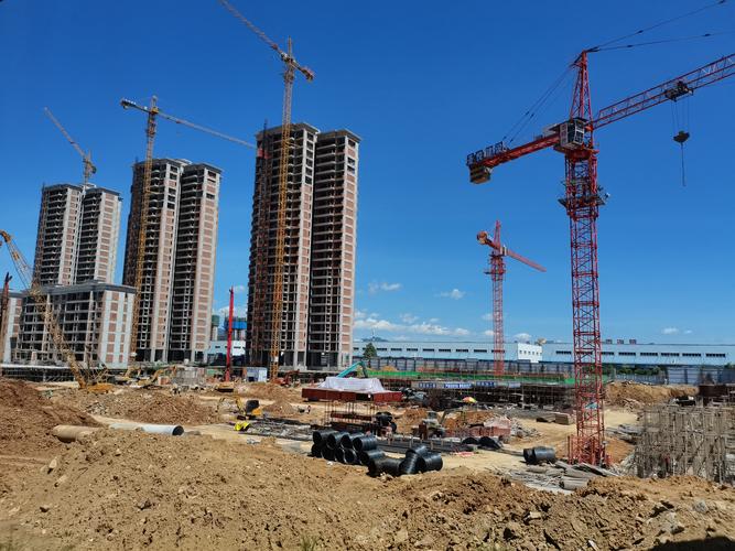 秀山房地產(chǎn)業(yè)平穩(wěn)健康發(fā)展 房地產(chǎn)開發(fā)的新機(jī)遇與挑戰(zhàn)