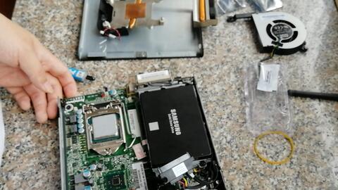 工廠直銷無(wú)風(fēng)扇工業(yè)級(jí)小主機(jī)i5 4200U 嵌入式工控的堅(jiān)實(shí)伙伴